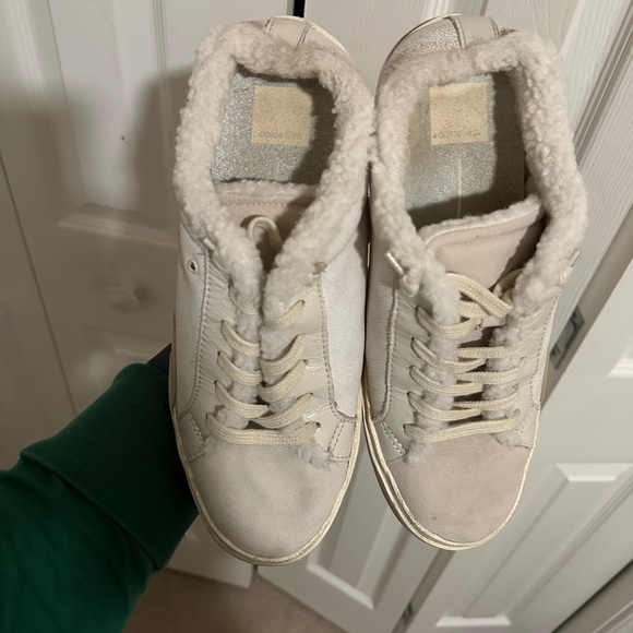 Dolce Vita Zantel Sneakers - Picture 7 of 9